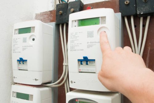 How to Check if Electricity Meter is Running Fast: 3 Methods