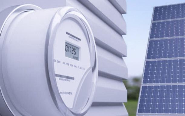 Lower Electricity bills with Solar and Prepaid Meters: How to get it